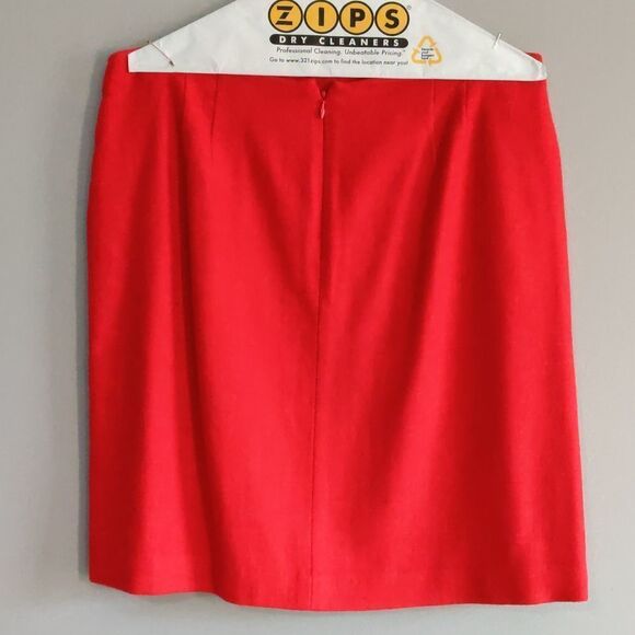 ⚓️✔️Red Wool Pencil Skirt - Picture 2 of 4
